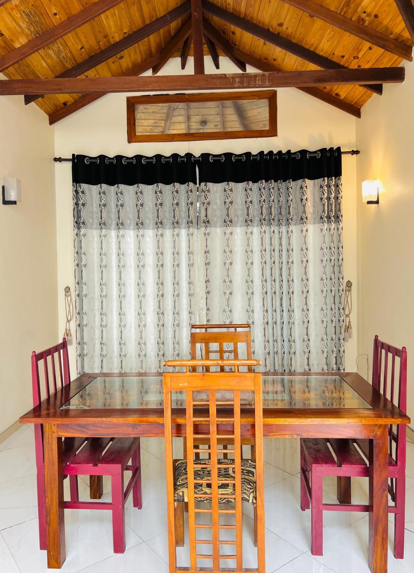 Malwaththa Mount Villa Kandy Exterior photo